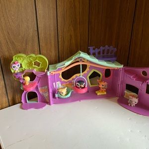 Littlest pet shop house with pets